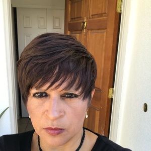 Meet your Posher, Sonia